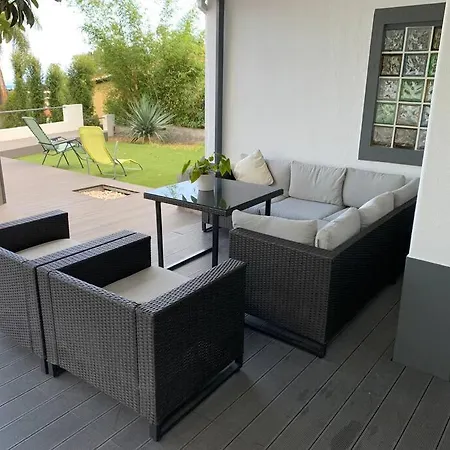 Casa Do Til, *