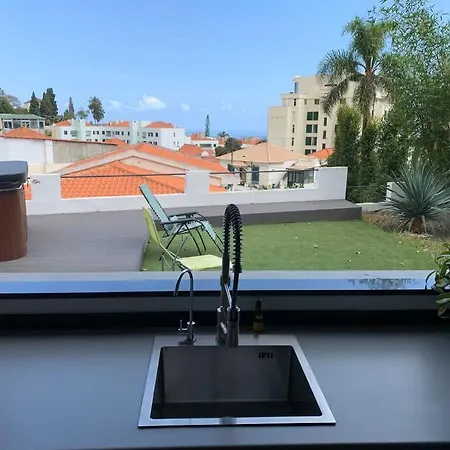 Casa Do Til, Semesterbostad Funchal (Madeira)