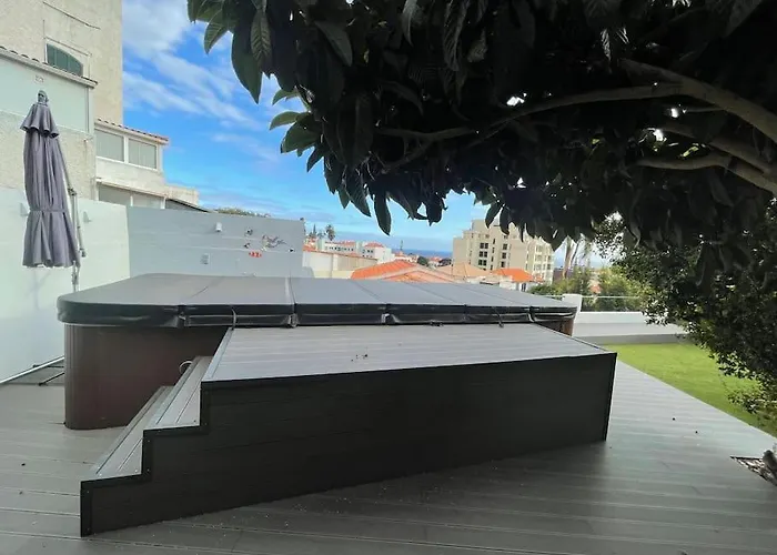 Casa Do Til, Tatil Evi *