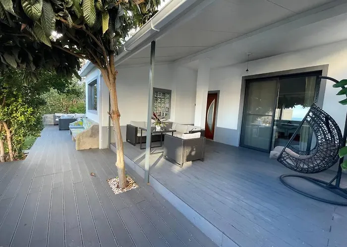 Casa Do Til, Feriehus