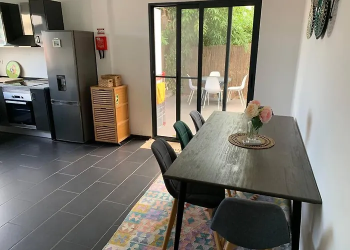 Casa Do Til, Feriehus *